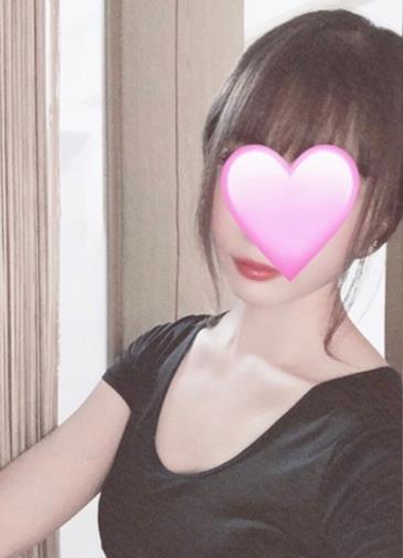 茜